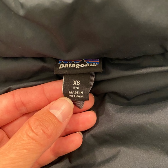 Patagonia Synthetic Puffer Insulated Hoody Jacket - Picture 6 of 8